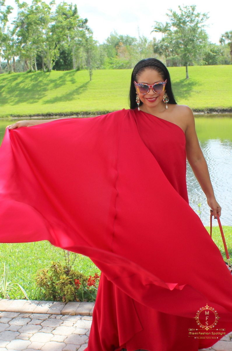 Miami Fashion Spotlight awarded Top 15 Florida Fashion Blogs. MFS